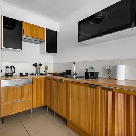 Powisle - 8th Floor, Balcony - By Rentujemy דירה ורשה