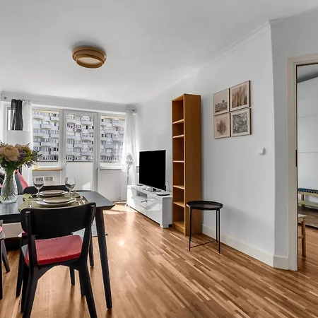 Powisle - 8th Floor, Balcony - By Rentujemy