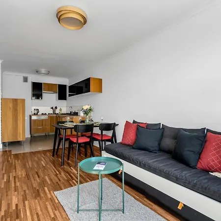 Powisle - 8th Floor, Balcony - By Rentujemy