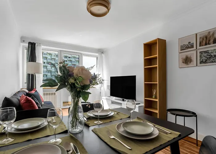 Powisle - 8th Floor, Balcony - By Rentujemy *