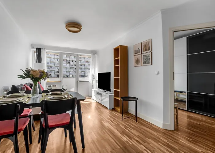 Powisle - 8th Floor, Balcony - By Rentujemy