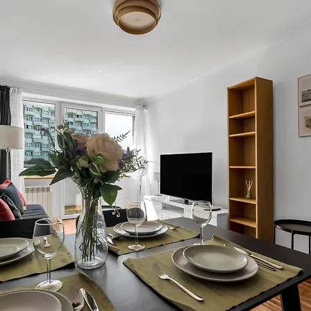 Powisle - 8th Floor, Balcony - By Rentujemy *